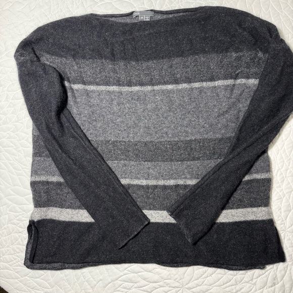 Vince Black and Gray Striped wool & cashmere Sweater - Picture 6 of 8